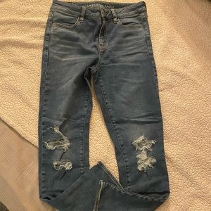 American Eagle AE distressed high rise jean jegging size 10 LONG like new